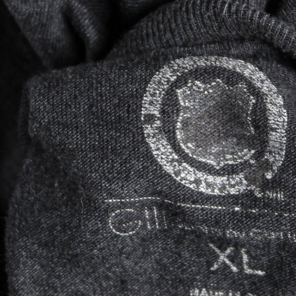 Boston Bruins NHL Men's Shirt with Distressed Graphic Size XL Sports Tee - Picture 4 of 4